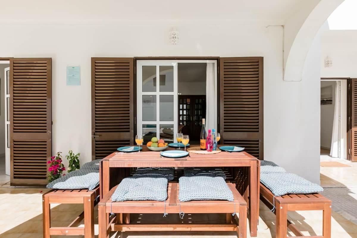 Beachfront Villa With Private Pool In Manta Rota Vila Nova de Cacela Dış mekan fotoğraf